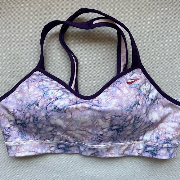 Brooks marbled purple sports bra - Picture 3 of 4